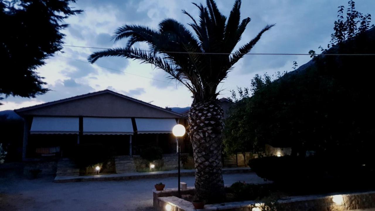 Oasis Studios Ag Pantes Agioi Pandes Exterior photo
